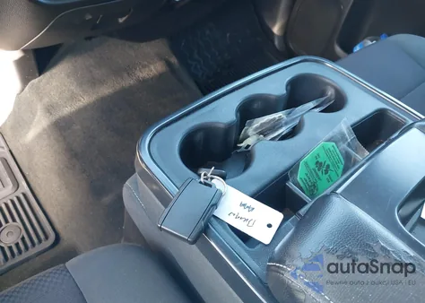 2016 Chevrolet Silverado 1500 1Lt z USA, uszkodzony, nr VIN 1GCRCREC3GZ296482